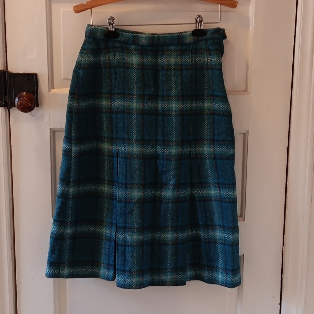 Vintage wool plaid celtic kilt skirt